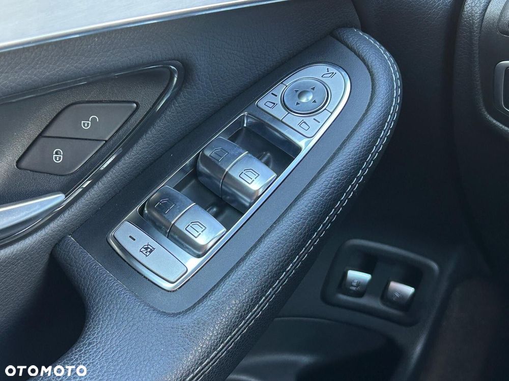 Mercedes-Benz GLC 300 e 4-Matic Business Edition - 20