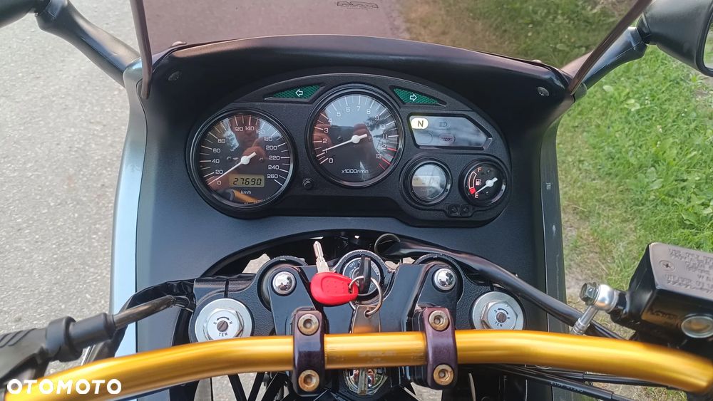 Suzuki GSX - 7