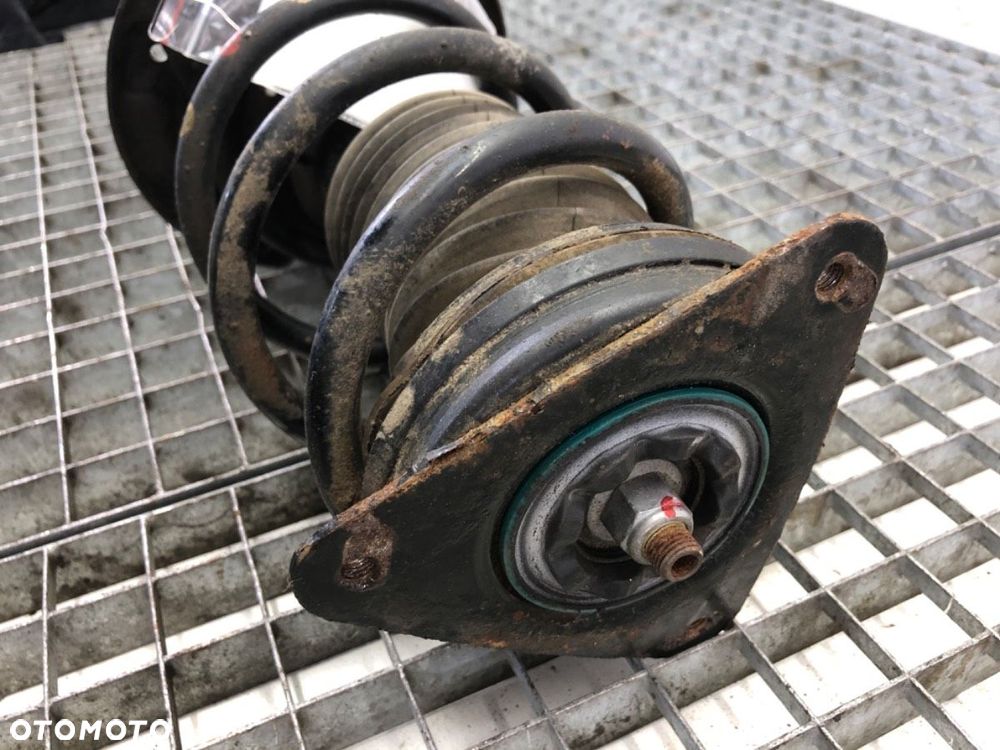 AMORTYZATOR PRAWY PRZÓD ZE SPRĘŻYNĄ - 224.00 PLN - RENAULT MEGANE IV liftback (B9A/M/N_) 2015 - - 2