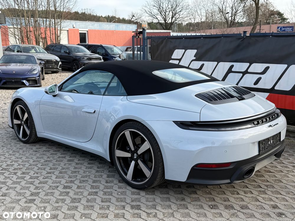 Porsche 911 Carrera PDK - 9