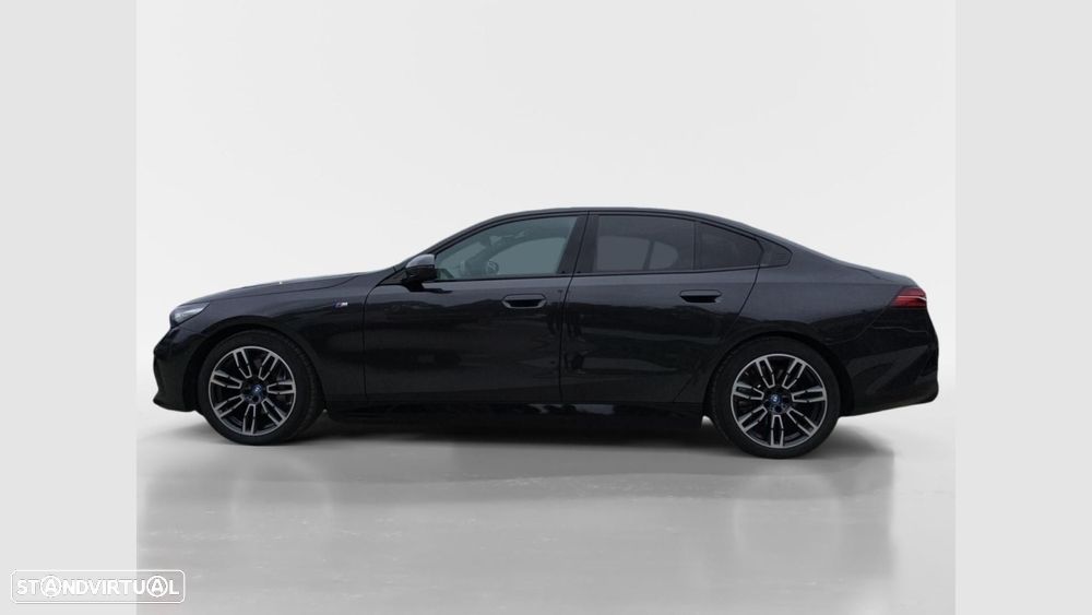 BMW i5 eDrive40 Pack Desportivo M - 8