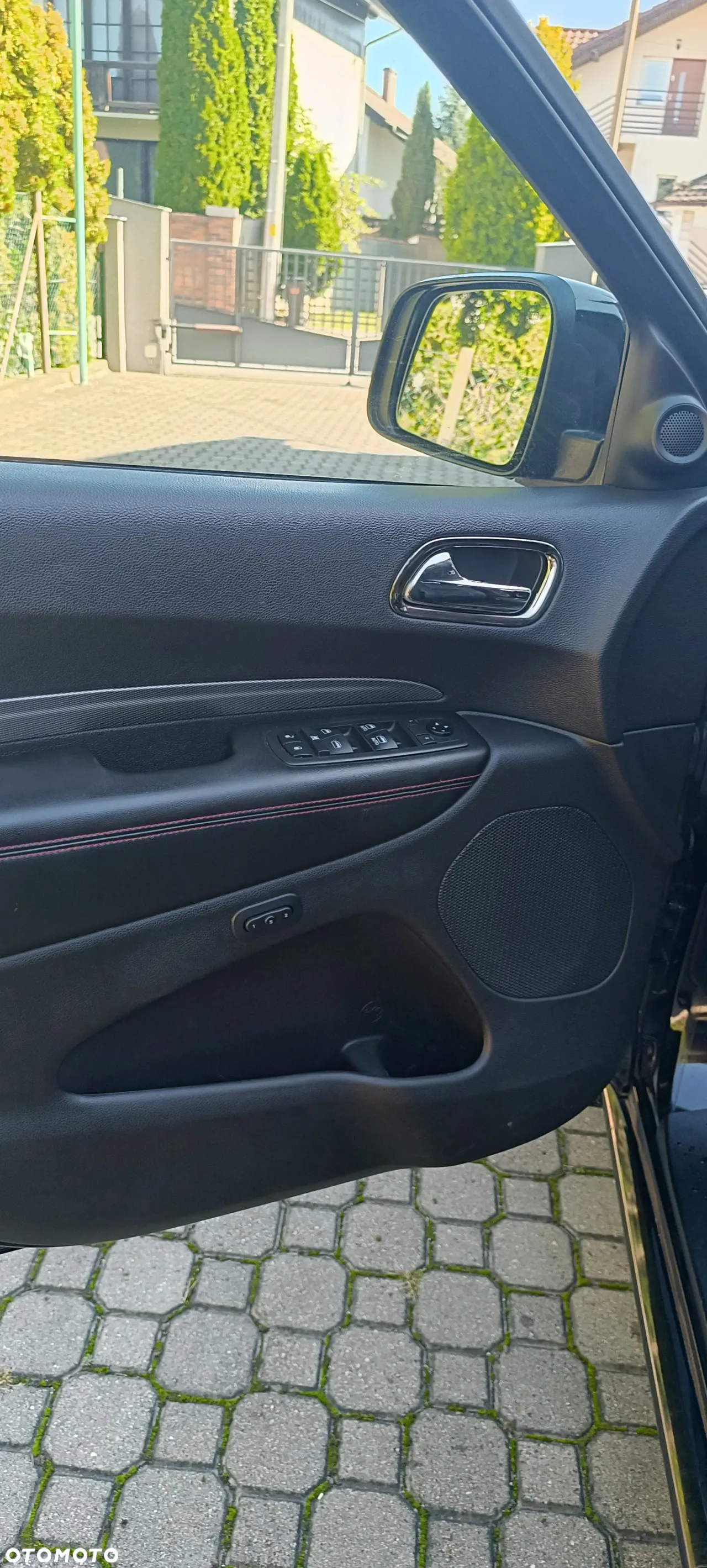 Dodge Durango - 8