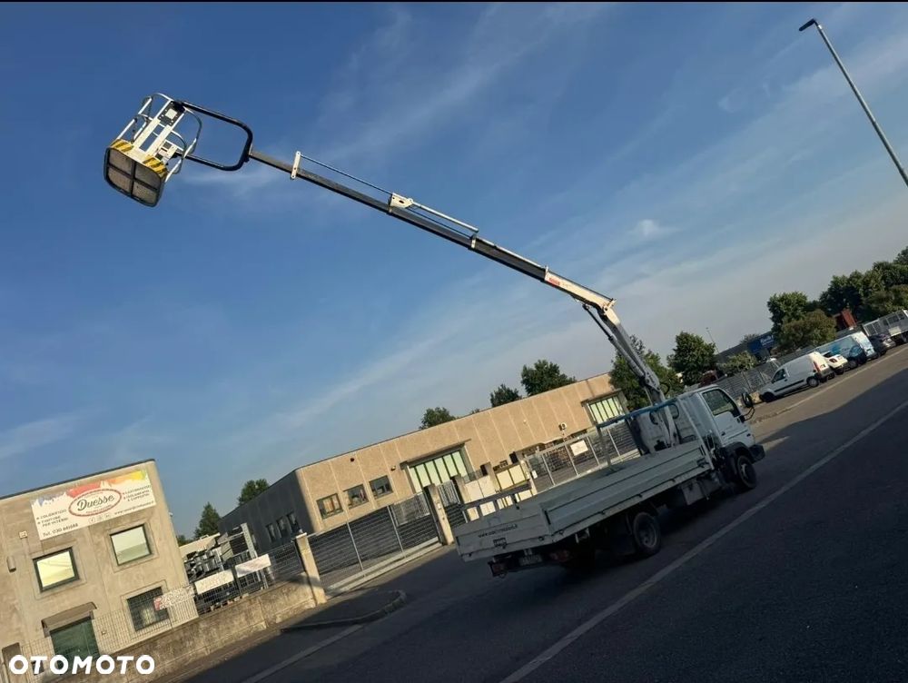 Nissan Cabstar 35.13 Skrzynia 4.20 M + HDS 1.8 Tony ! Zwyżka 10.2 Metra ! Pilot ! Super Stan  * - 4