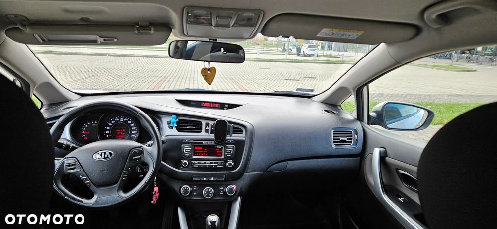 Kia Ceed - 19
