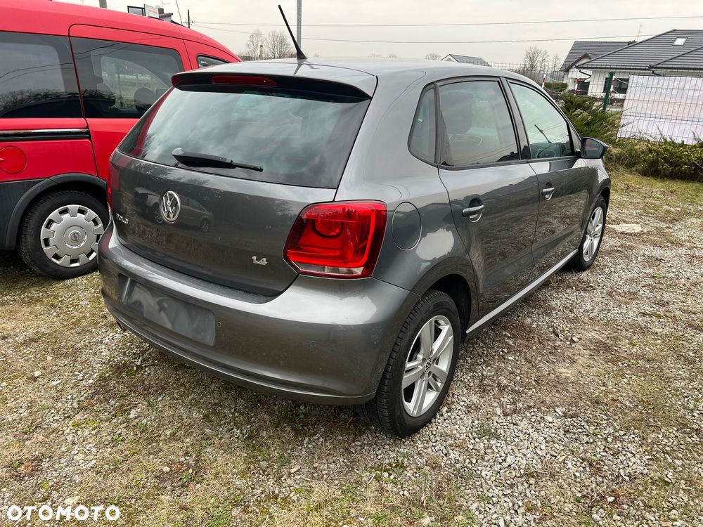 Volkswagen Polo 1.4 16V Comfortline - 2