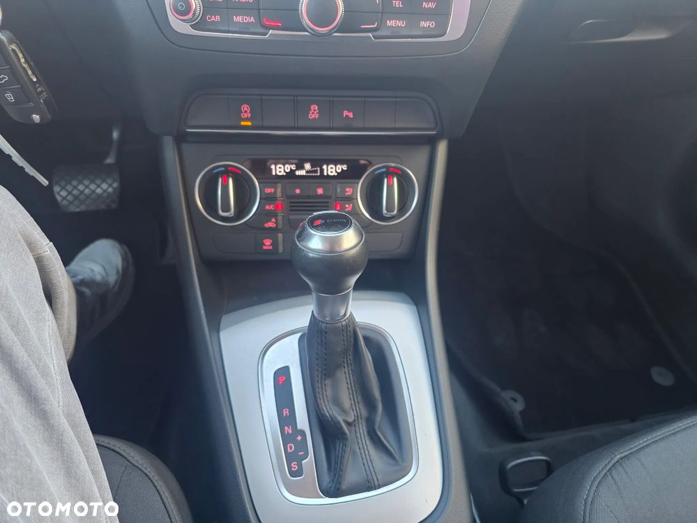 Audi Q3 2.0 TDI S tronic sport - 16