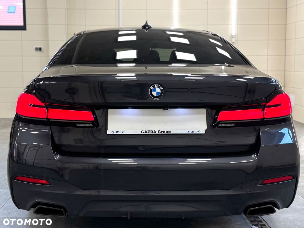 BMW Seria 5 530d xDrive mHEV M Sport sport - 9