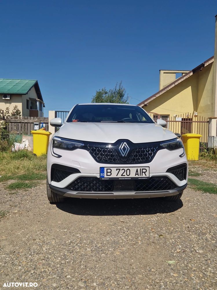 Renault ARKANA E-TECH - 3