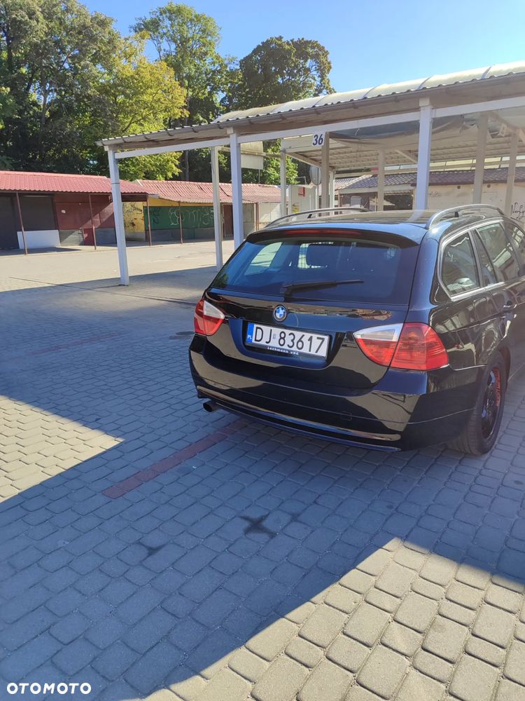 BMW Seria 3 320d - 24