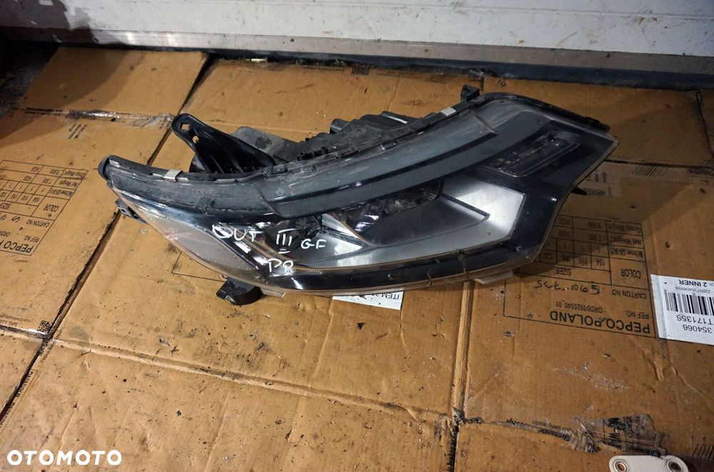 LAMPA PRZEDNIA PRAWA OUTLANDER III GF LIFT 8301C864 FULL LED MITSUBISHI 2015-2018 - 6