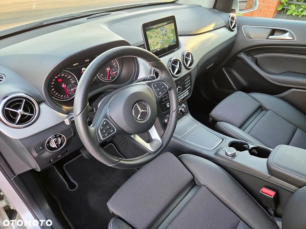 Mercedes-Benz Klasa B 250 7G-DCT Edition - 19