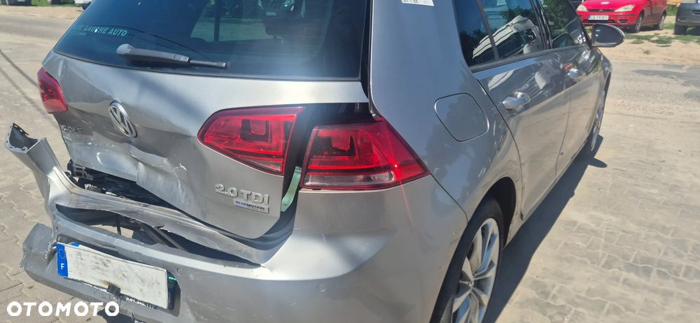 Volkswagen Golf 2.0 TDI BMT Highline - 13