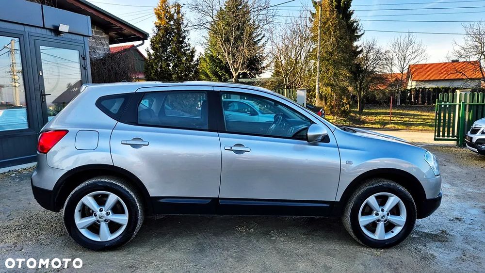 Nissan Qashqai 2.0 4x4 Tekna Premium - 10