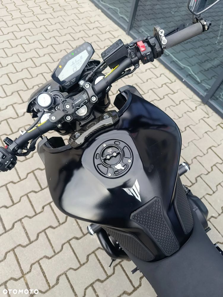 Yamaha MT - 16