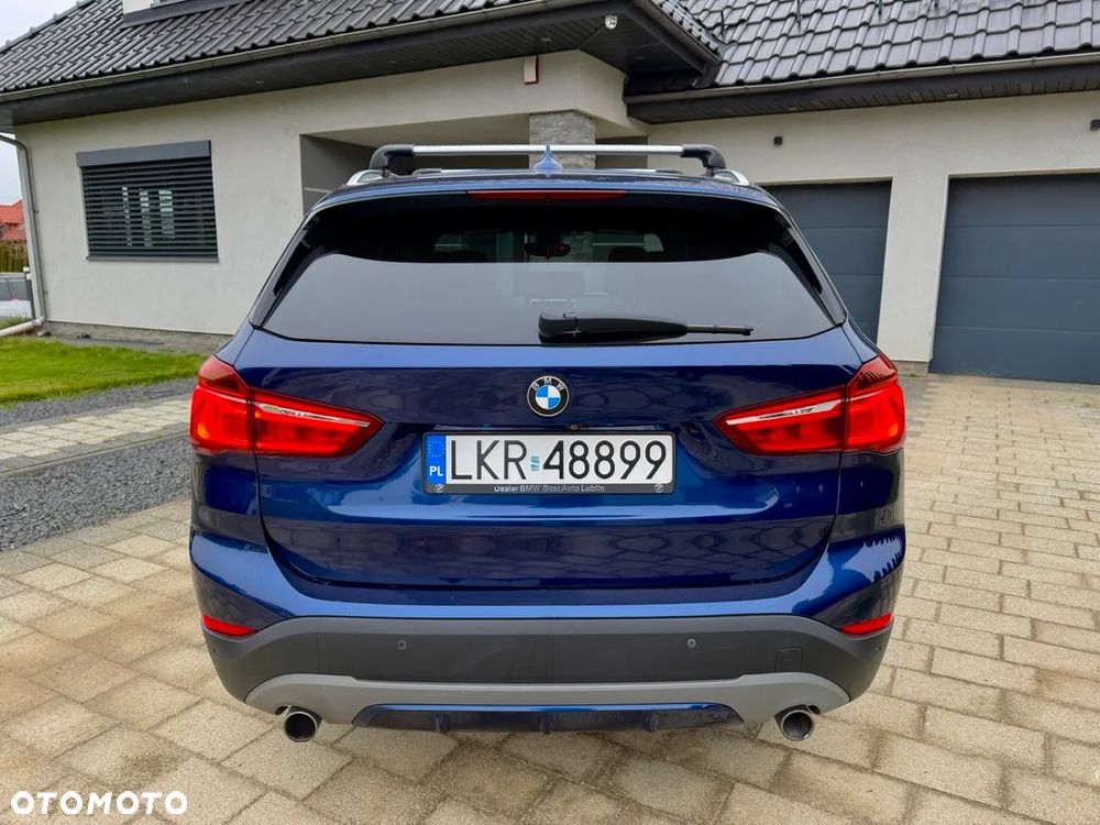 BMW X1 xDrive25i xLine - 6
