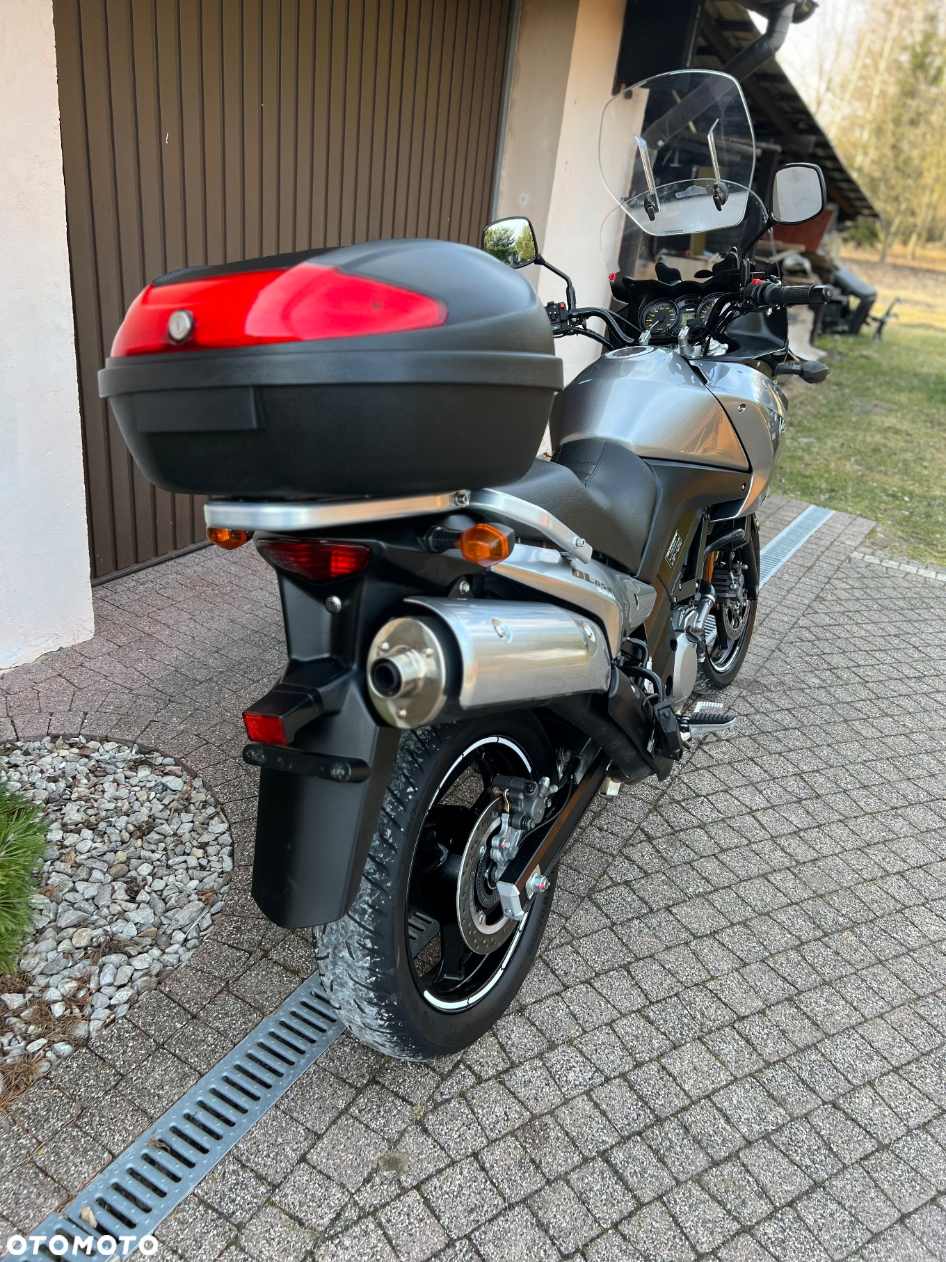 Suzuki DL - 14