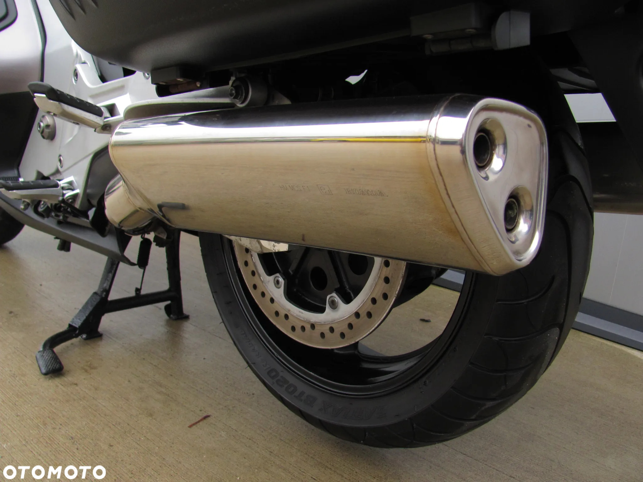 Honda ST - 27