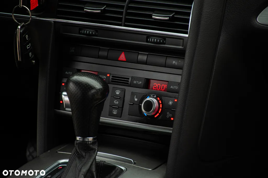 Audi A6 Avant 3.0 TDI Quattro Tiptronic - 22