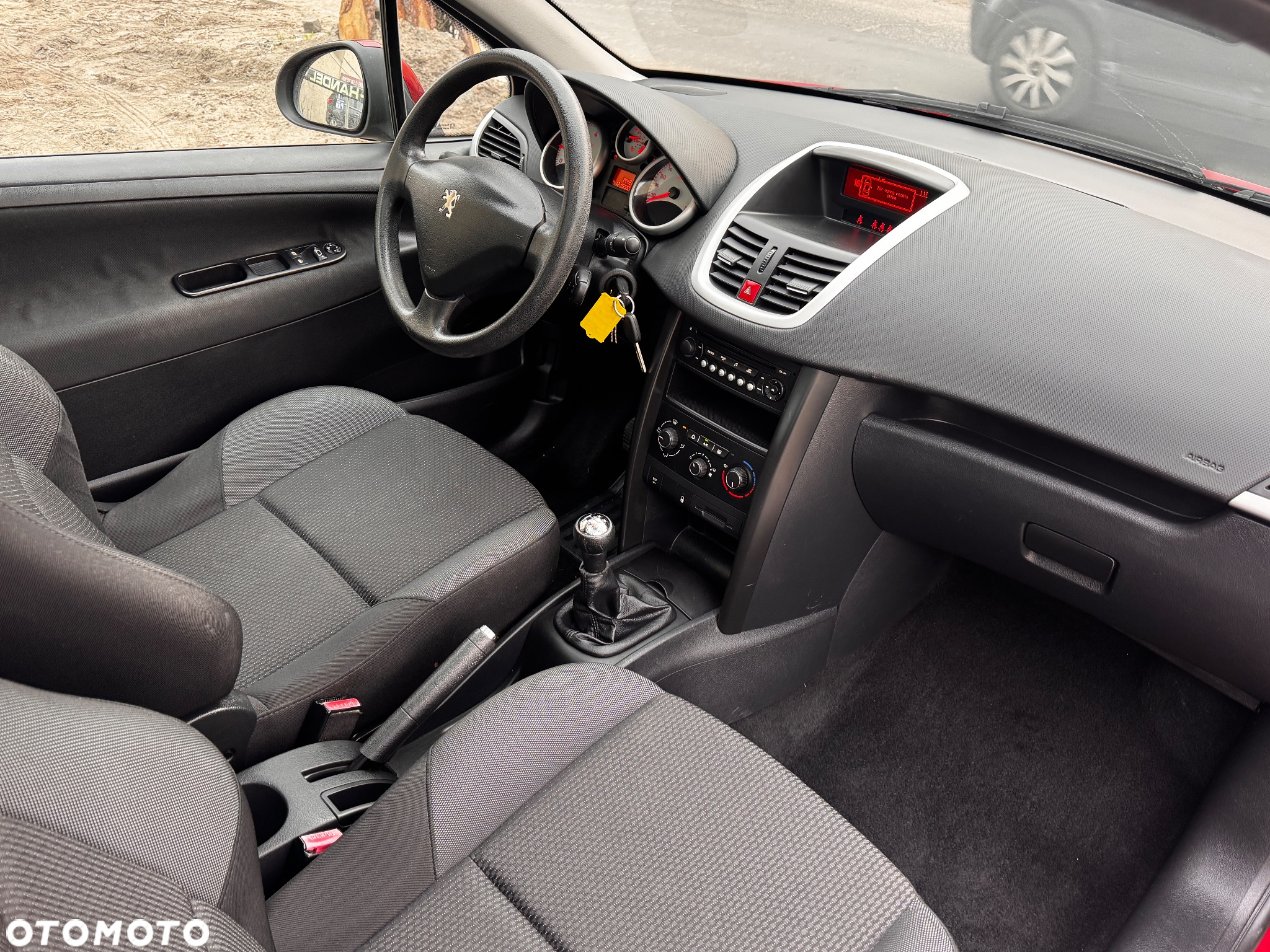 Peugeot 207 1.4 U Move - 16