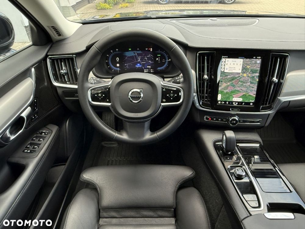 Volvo V90 T8 AWD Plug-In Hybrid Plus Bright - 18