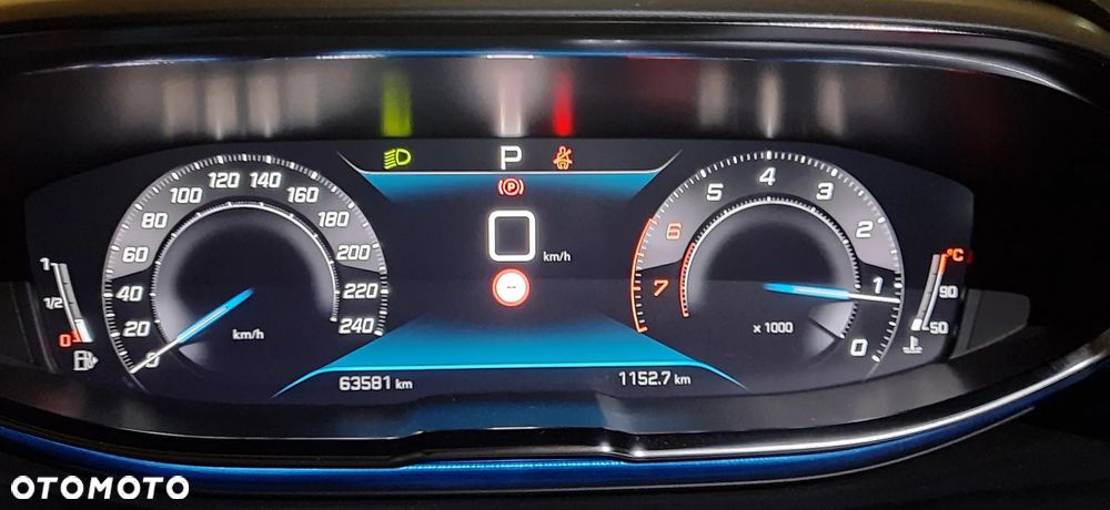 Peugeot 5008 1.6 PureTech GT Line S&S EAT8 - 23