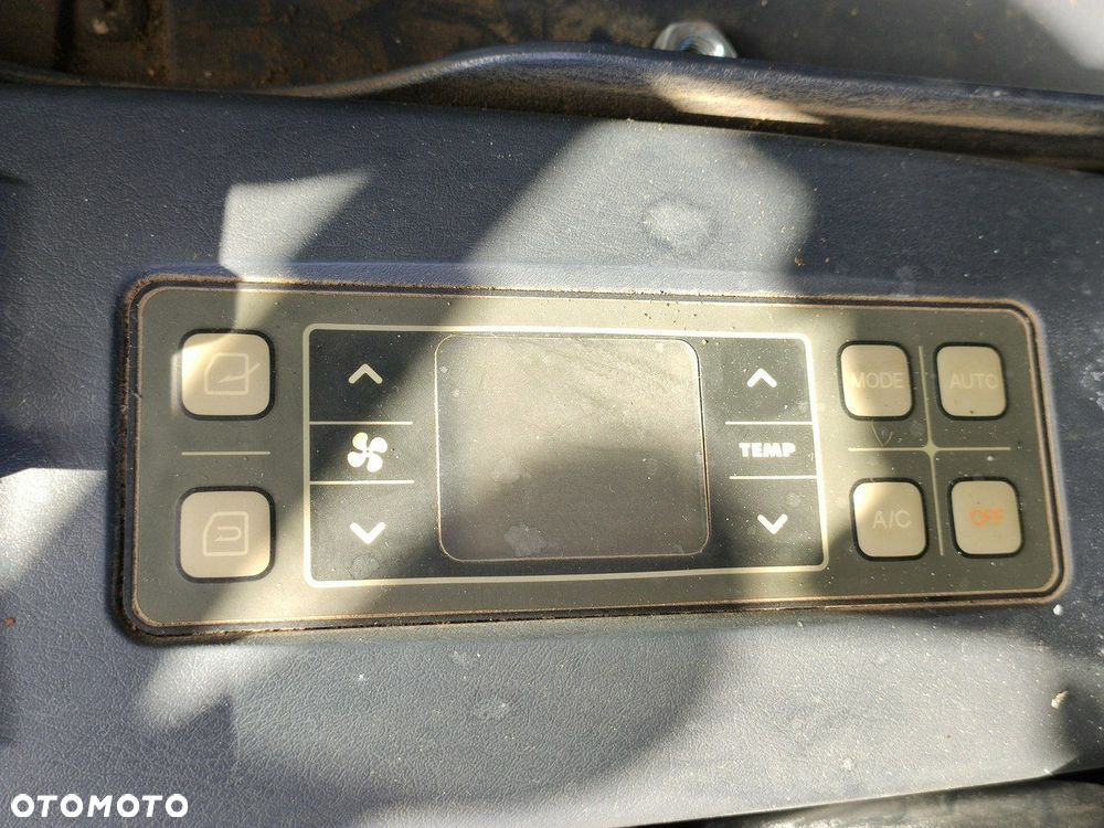 Hyundai 140W-9 Łyżka Skarpowa+Szybko Złącze !!! STAN Bardzo Dobry !!! - 26