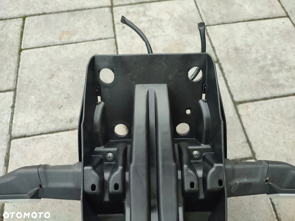 Mocowanie, podświetlanie tablicy rejestracyjnej, ogon, kierunkowskazy Kawasaki Z900 RS Z 900 RS - 11
