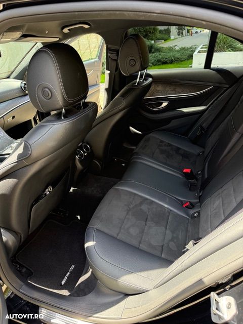 Mercedes-Benz E 200 4MATIC Aut. - 7