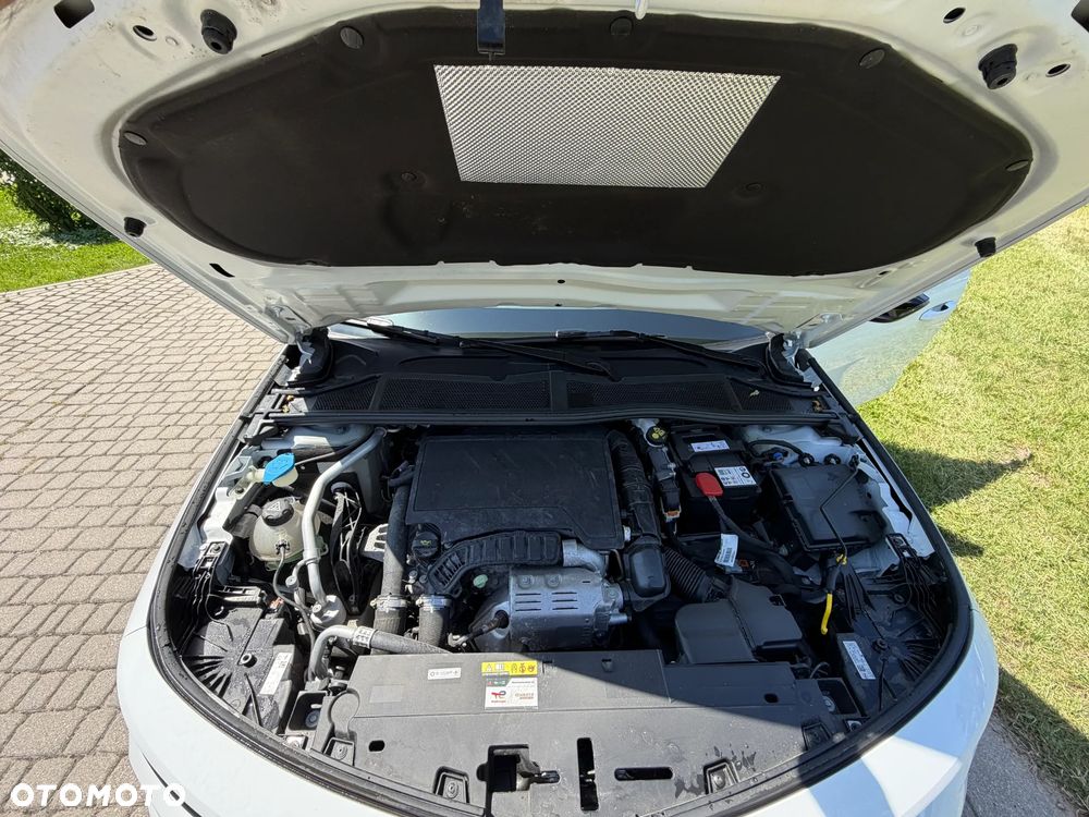 Opel Astra 1.2 Turbo Business Edition - 9