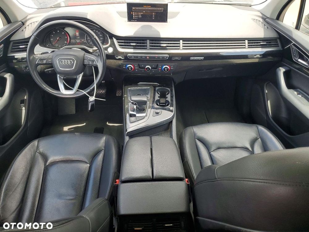 Audi Q7 - 9