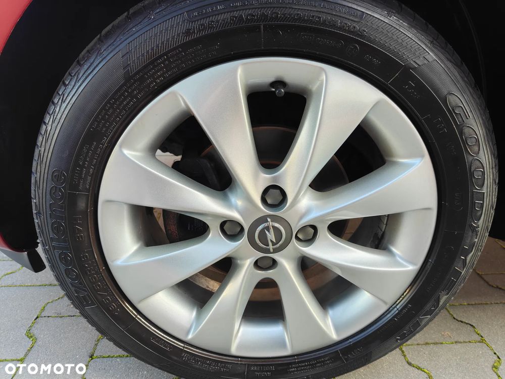 Opel Corsa 1.4 16V Active - 32