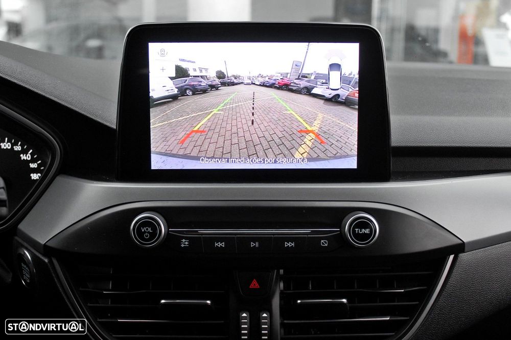 Ford Focus 1.0 EcoBoost MHEV ST-Line - 29