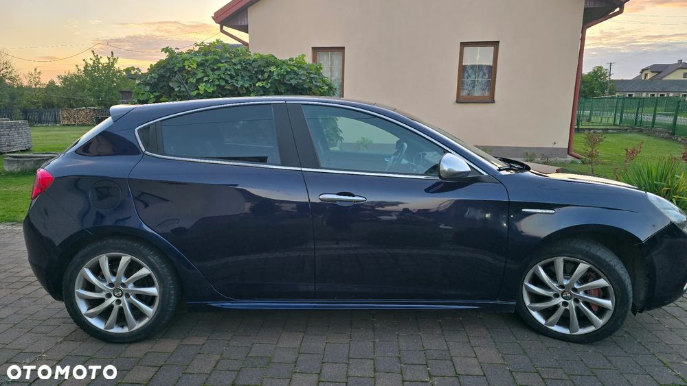Alfa Romeo Giulietta 2.0 JTDM 16V Turismo - 12
