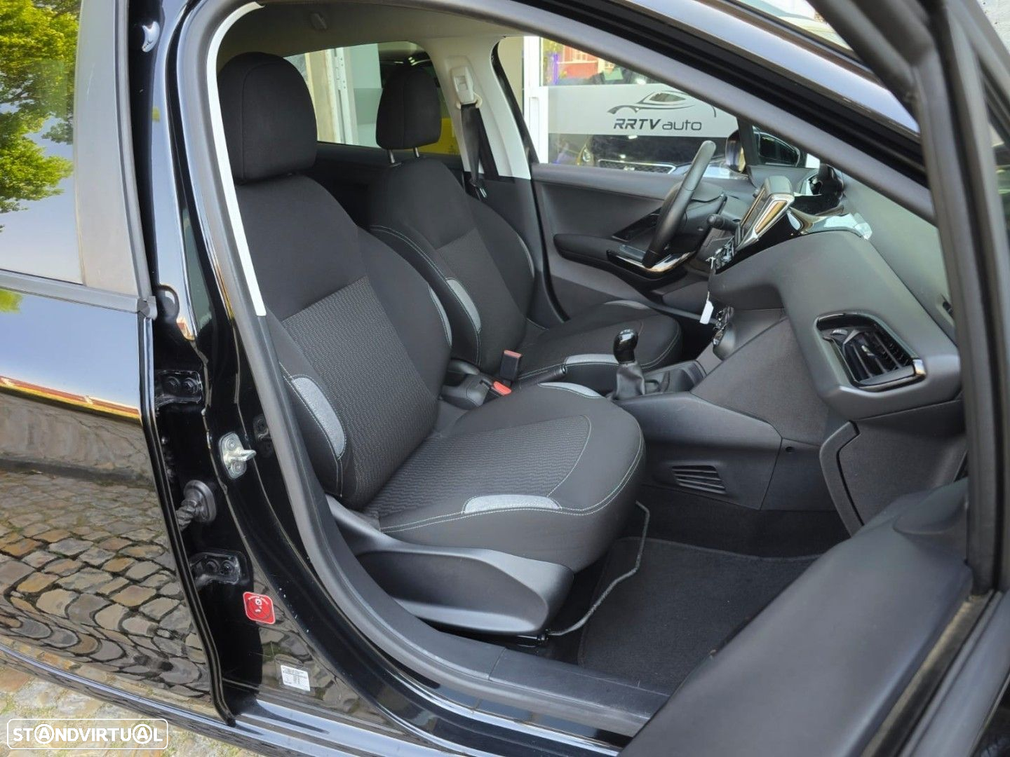 Peugeot 208 1.6 BlueHDi Active - 17