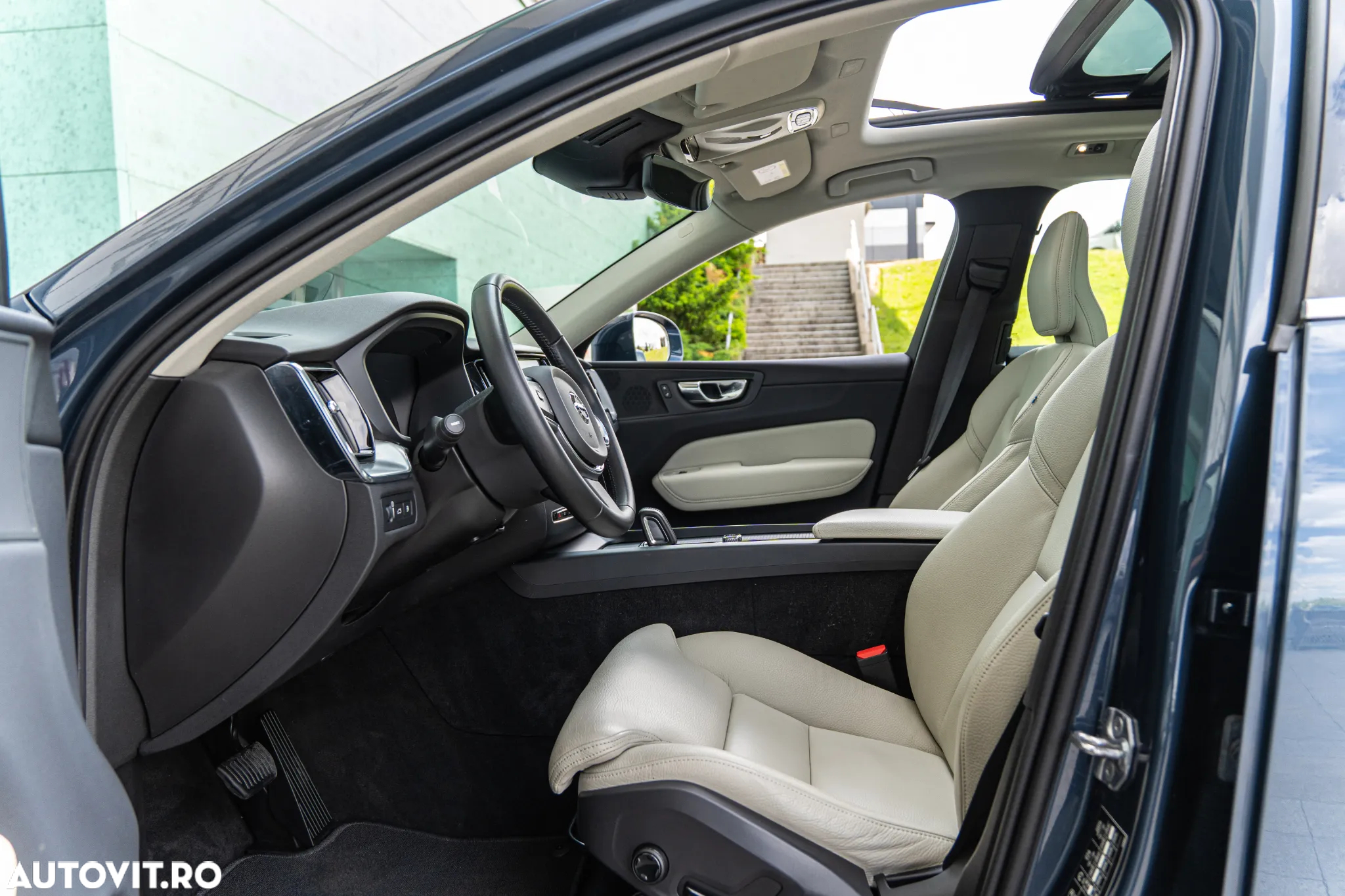 Volvo XC 60 Recharge T8 Twin Engine eAWD Inscription - 10