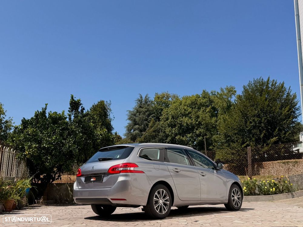 Peugeot 308 SW 1.2 PureTech Allure - 48