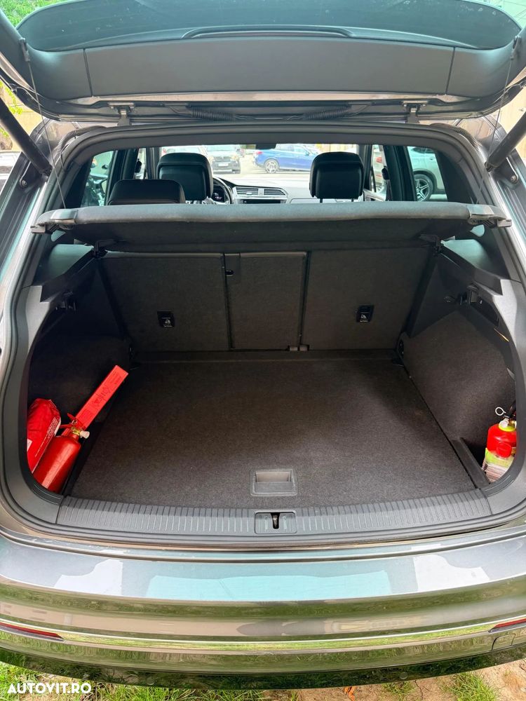 Volkswagen Tiguan - 16