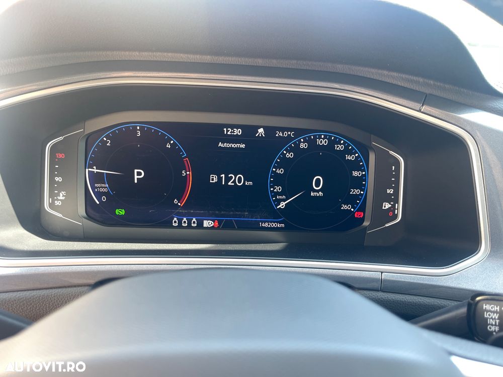Volkswagen T-Roc 2.0 TDI SCR 4MOTION DSG ACTIVE - 38