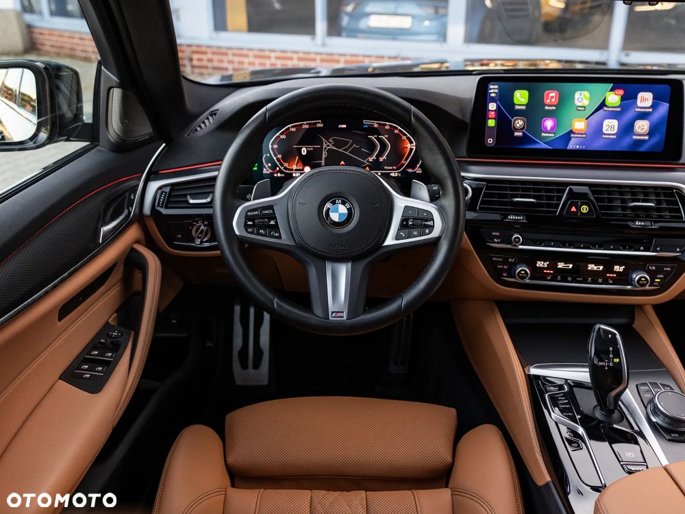 BMW Seria 5 2023 photo 4