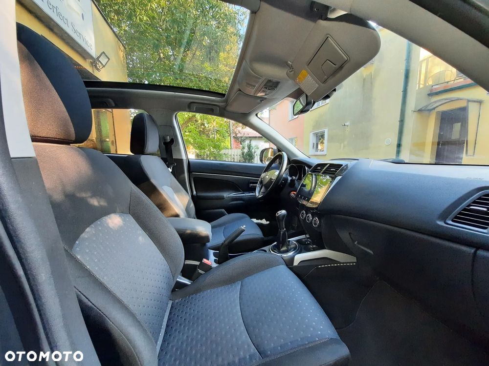 Mitsubishi ASX - 12