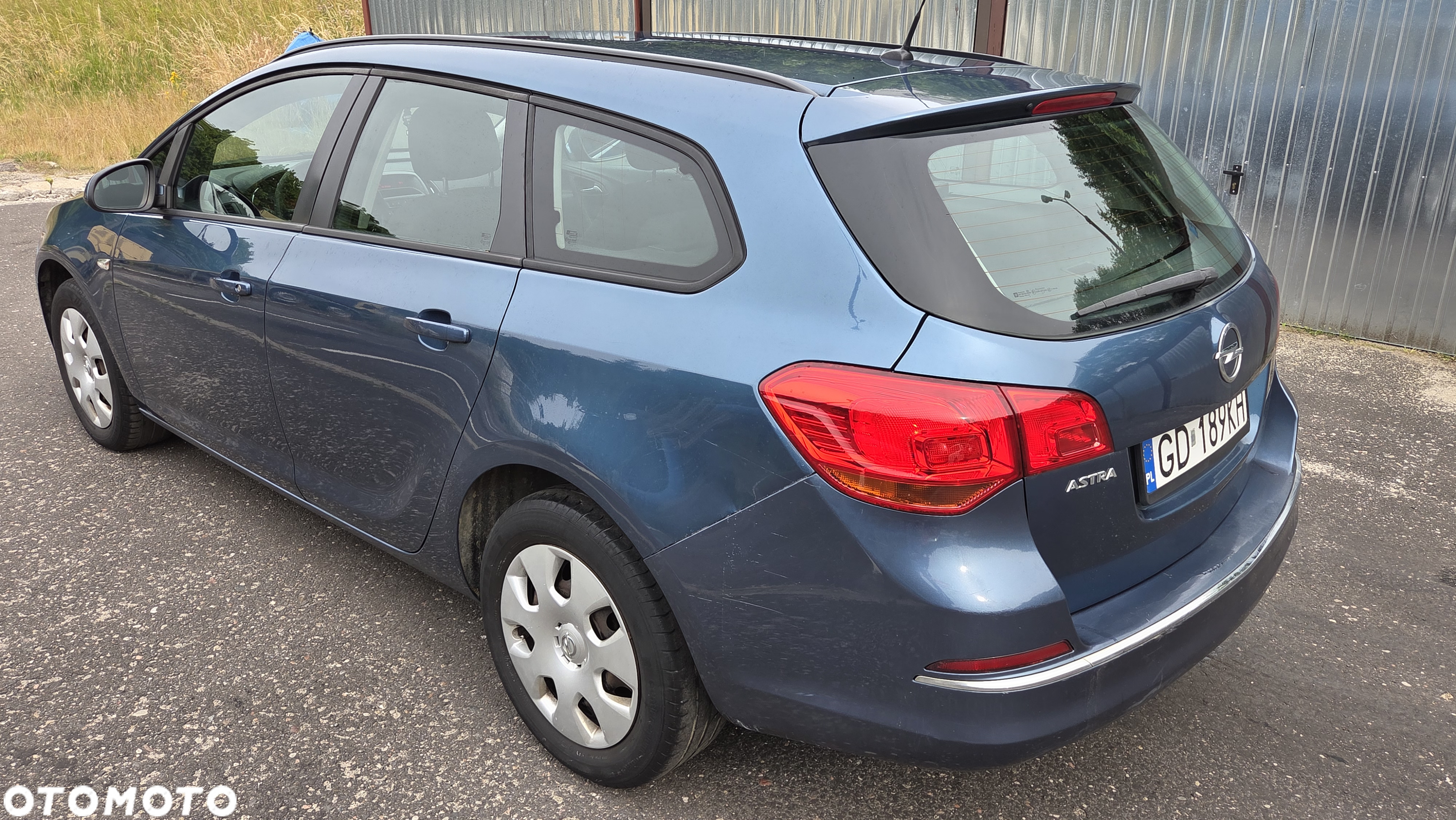 Opel Astra IV 1.4 T Active - 2