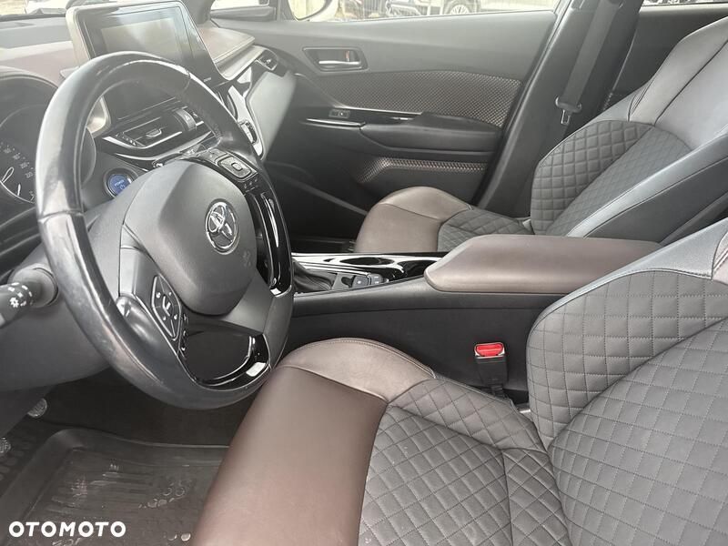 Toyota C-HR 1.8 Hybrid Prestige - 11