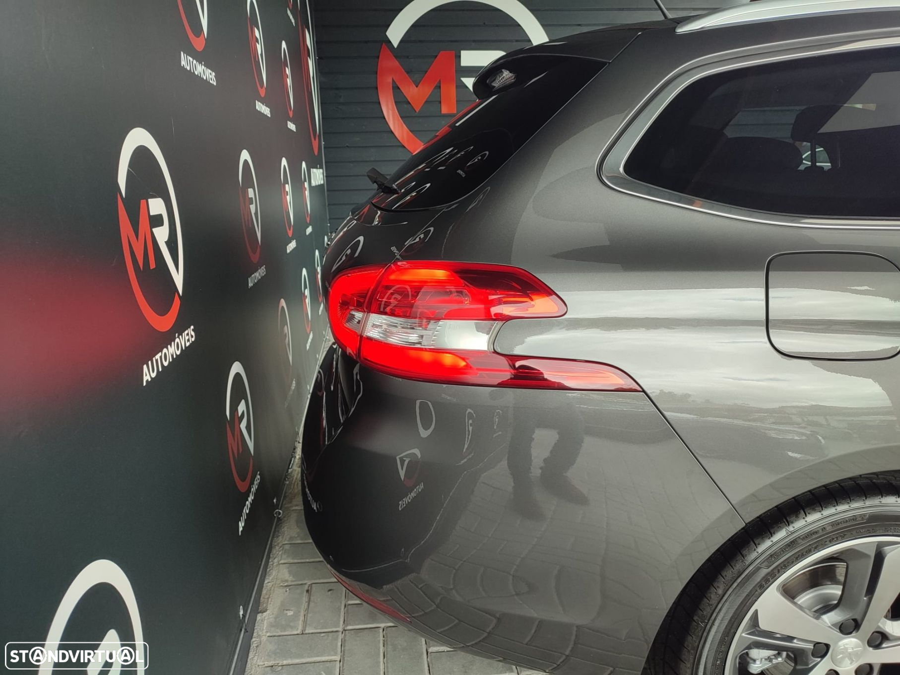 Peugeot 308 1.5 BlueHDi Allure - 29