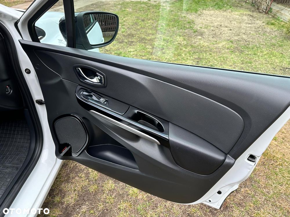 Renault Clio 1.2 16V 75 Dynamique - 22