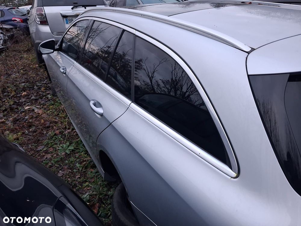 Mercedes-Benz Klasa E 220 d Business Edition 9G-TRONIC - 17