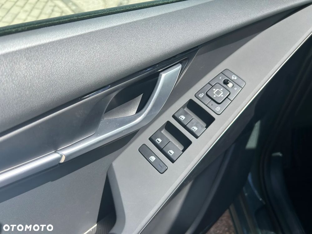 Kia Niro 1.6 GDI Hybrid L - 6