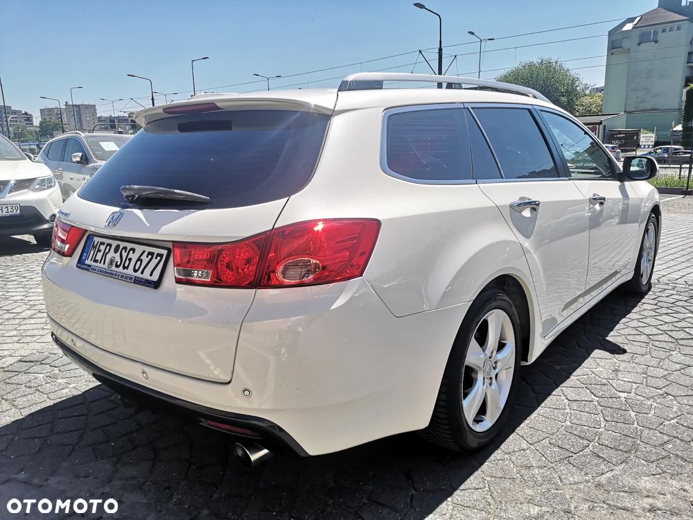 Honda Accord 2.0 Lifestyle - 2