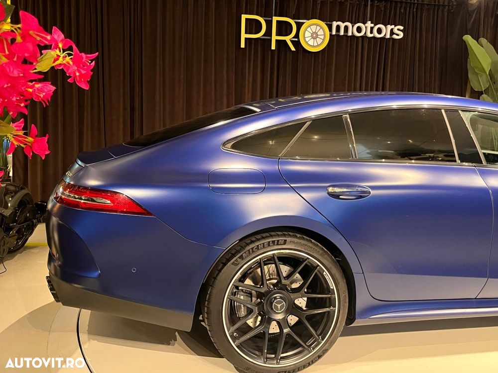 Mercedes-Benz AMG GT - 11