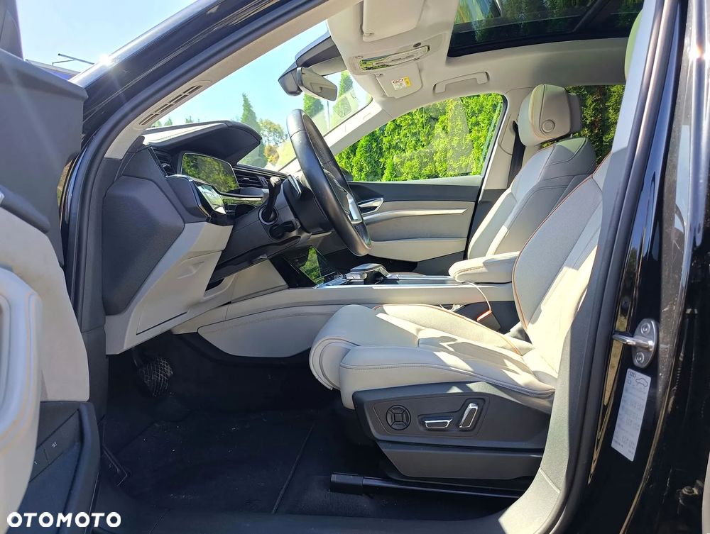 Audi e-tron Sportback 55 Quattro - 18