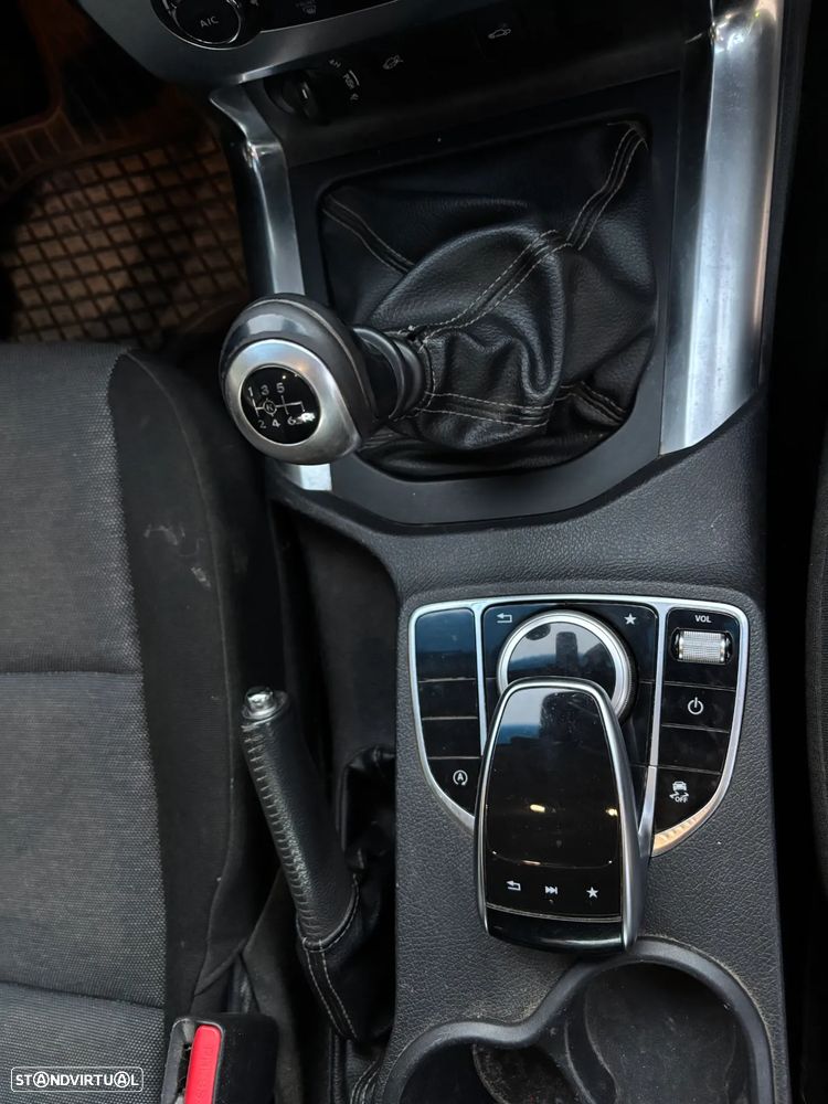 Mercedes-Benz X 250 d Progressive 4-Matic - 11